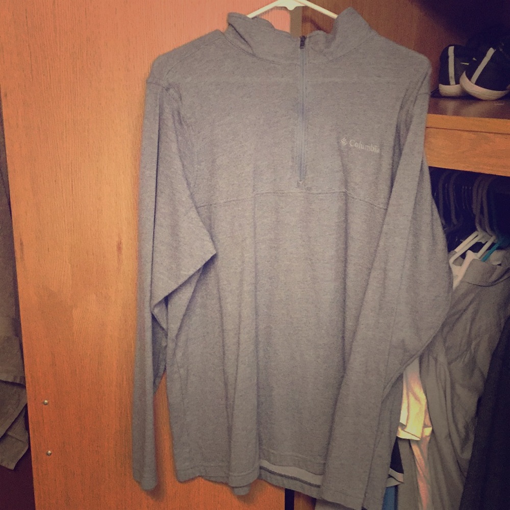 Columbia  quarter zip